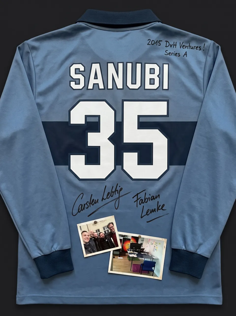 Gerahmtes Sanubi-Trikot mit Rückennummer 35